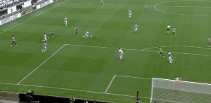 九游娱乐-【意甲】弗拉霍维奇双响 尤文图斯3比1拉齐奥